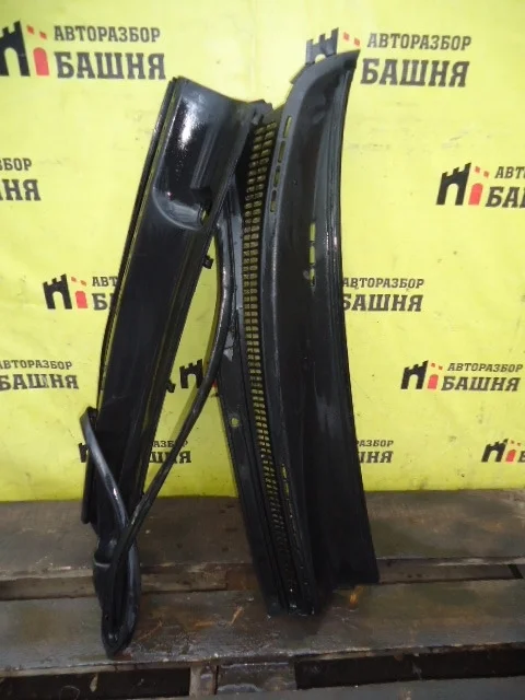 Жабо Toyota Corolla 5570812260 120, правое