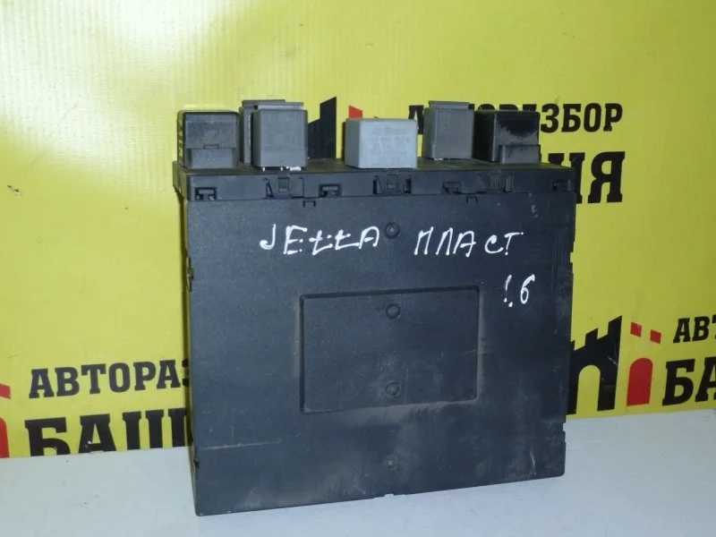 Блок комфорта Volkswagen Jetta 3C0937049AJ