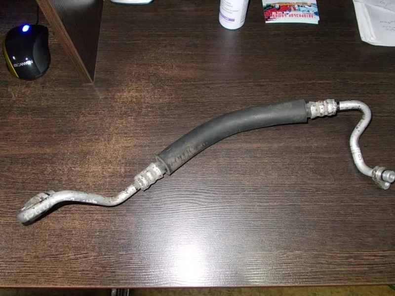 Трубка кондиционера Nissan Teana 92490JN00A 32