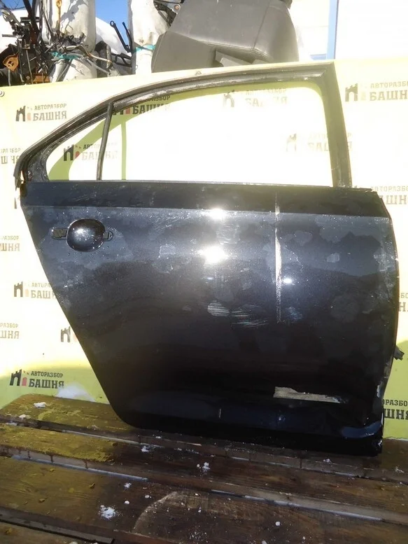 Дверь боковая Skoda Rapid 5JA833052C, задняя правая