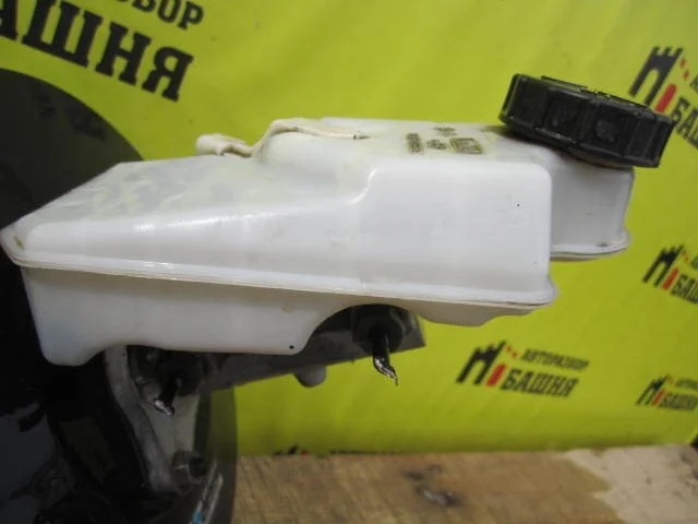 Главный тормозной цилиндр Ford Focus 1547478 2