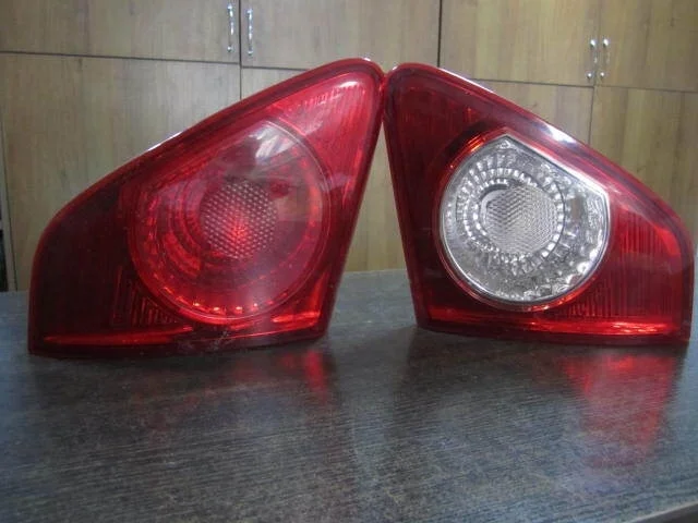 Фонарь Toyota Corolla 8158112110 ZRE150, правый