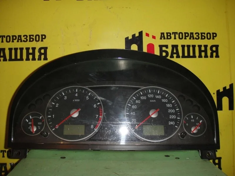 Щиток приборов Ford Mondeo 1351742 3