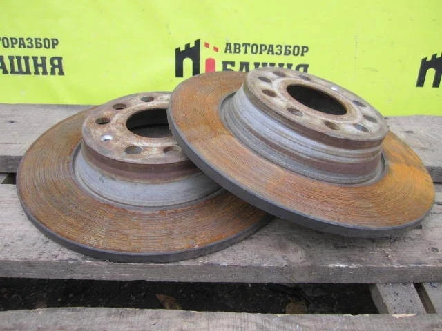 Диск тормозной Volkswagen Passat 1K0615601AD B6, задний