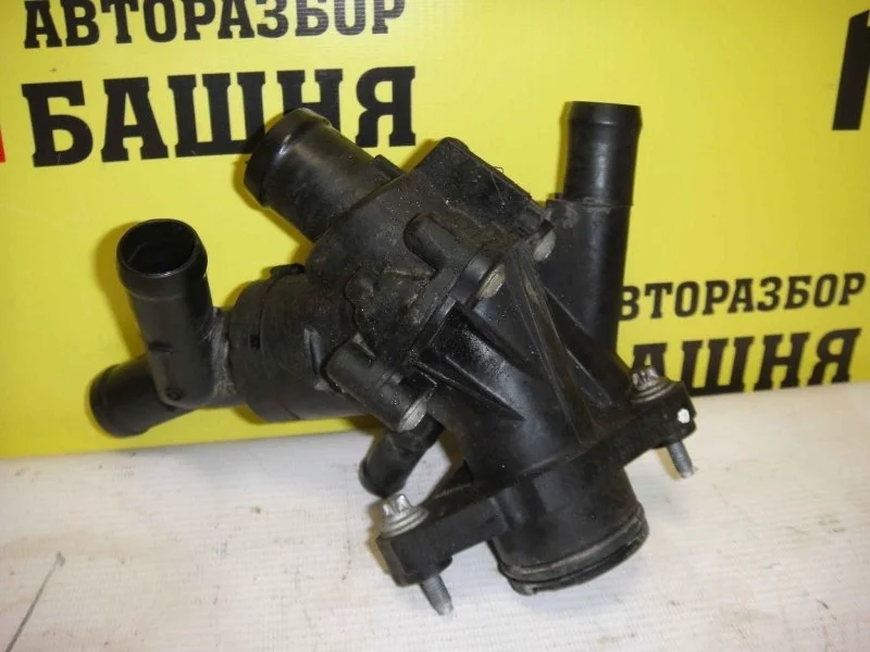 Корпус термостата Mercedes B-Class A2702000615