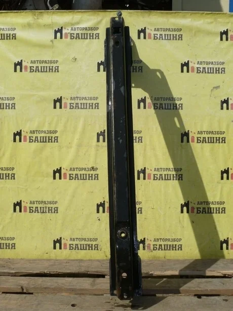 Усилитель бампера Ford Focus 1520891 2, задний