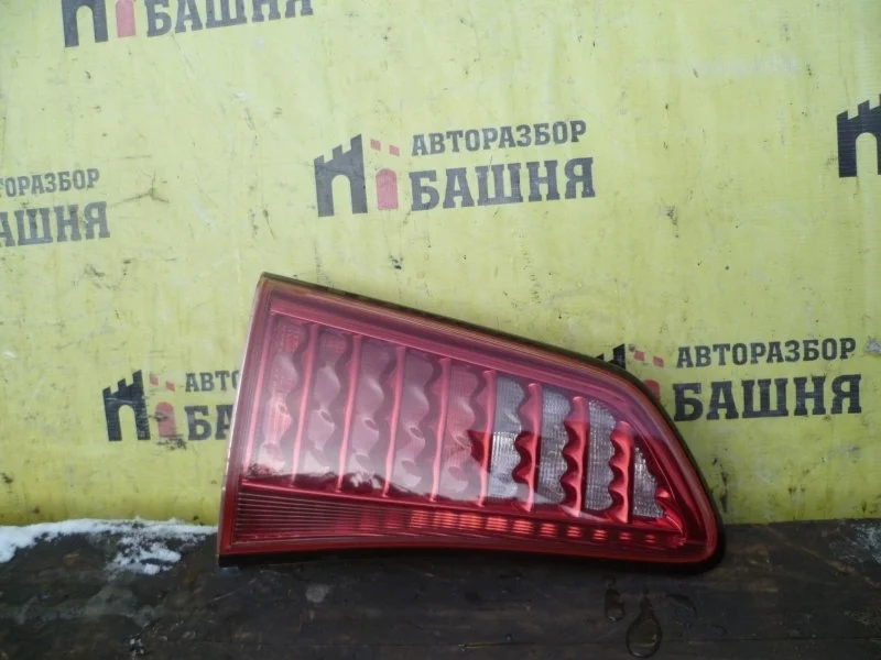 Фонарь Infiniti QX56 265551LA1A Z62, левый