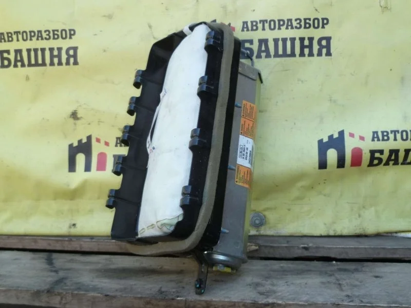 Подушка безопасности пассажира Ford Explorer DB5Z78044A74A