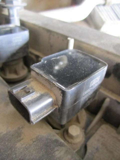 Катушка зажигания Mazda 6 L3G218100B GH LF