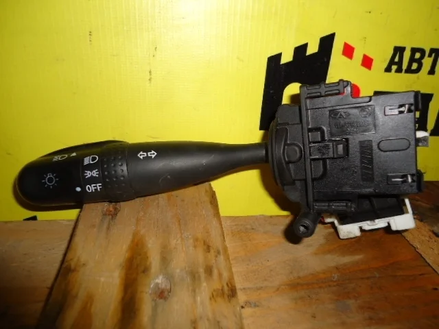 Переключатель поворотов Chery Tiggo T113774110BB