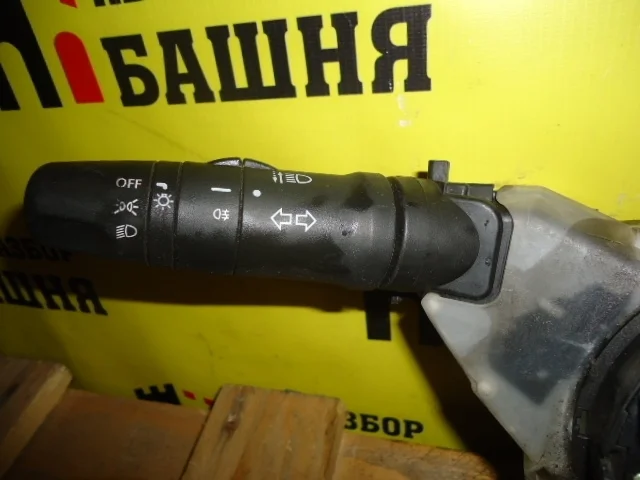 Переключатель поворотов Nissan Micra 25560BC60J 12