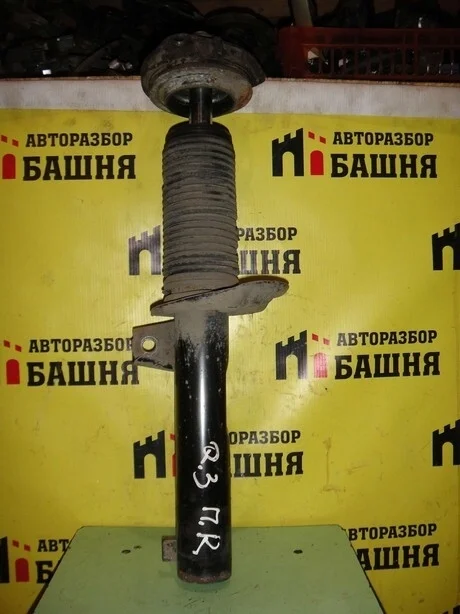 Амортизатор Audi Q3 5N0413031AE, передний