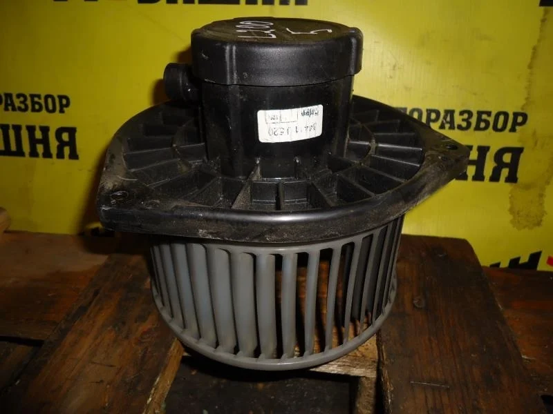 Моторчик печки Mitsubishi L200 7802A105