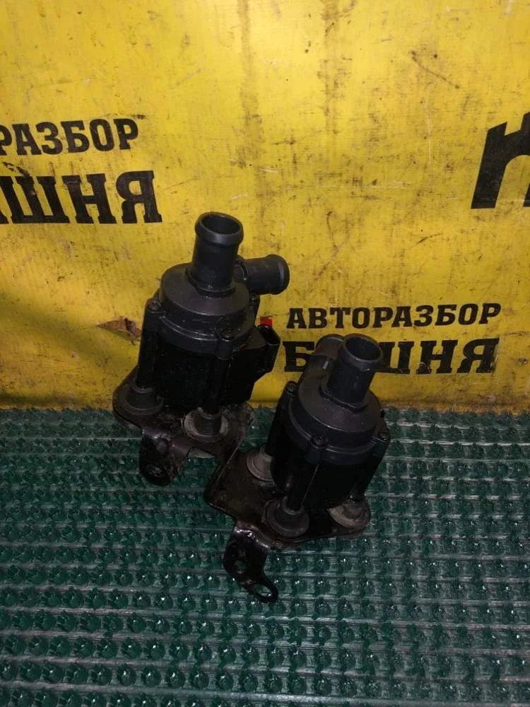 Насос ОЖ дополнительный Audi Q5 2019 06H121601N DJYA