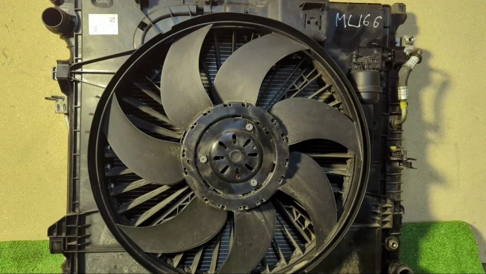 Кассета радиаторов Mercedes M-Class 2014 A0999062500 W166 OM642.826