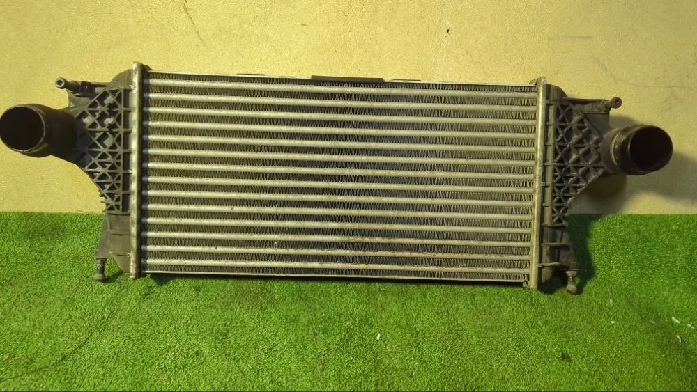 Радиатор интеркулера Mercedes M-Class 2014 A0995002800 W166 OM642.826