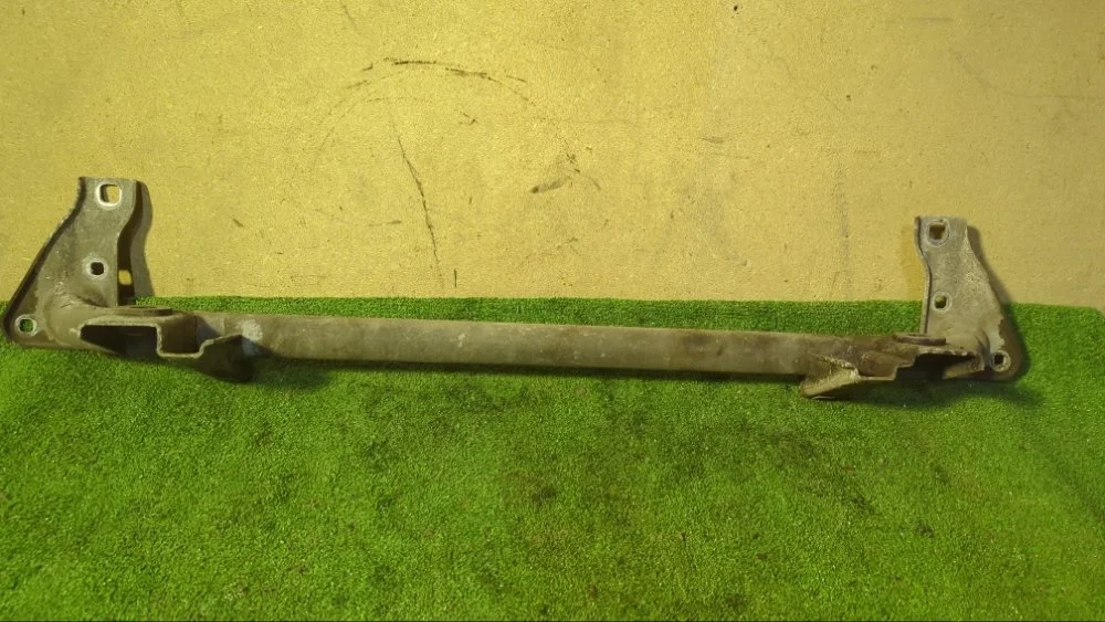 Балка Mercedes M-Class 2014 A1666200385 W166 OM642.826, передняя