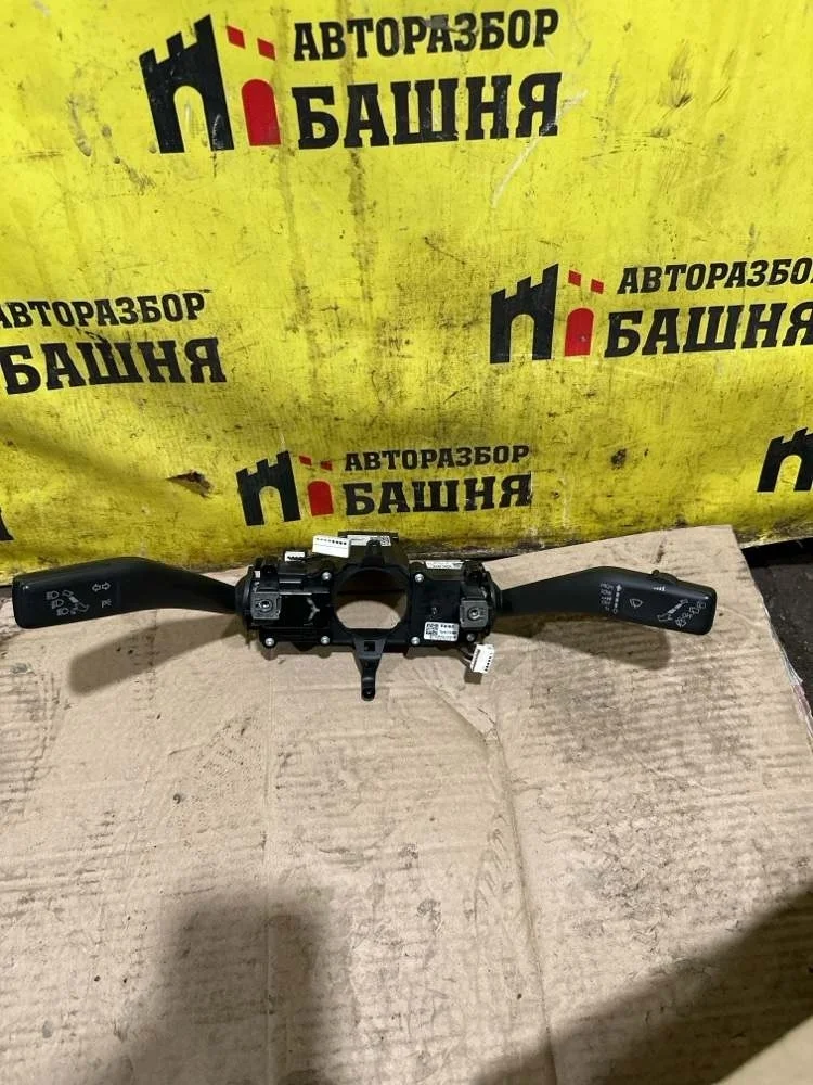 Подрулевой переключатель Skoda Yeti 2014 5K0953502K CBZB