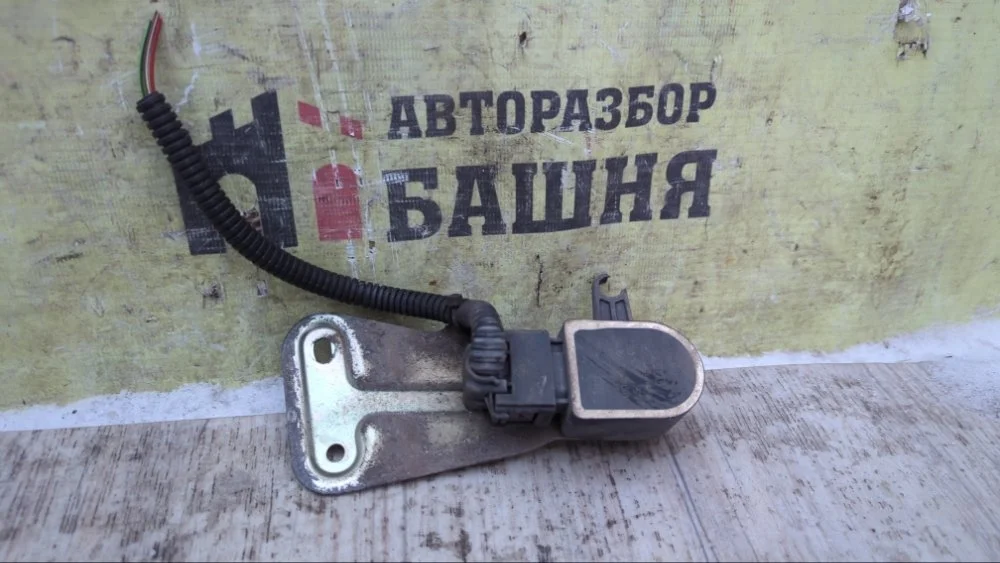 Датчик положения подвески Mercedes E-Class 2015 A2129050103 W212 651.924, передний