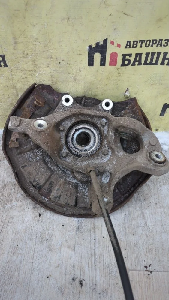 Кулак поворотный Mercedes E-Class 2015 A2123500241 W212 651.924, задний правый