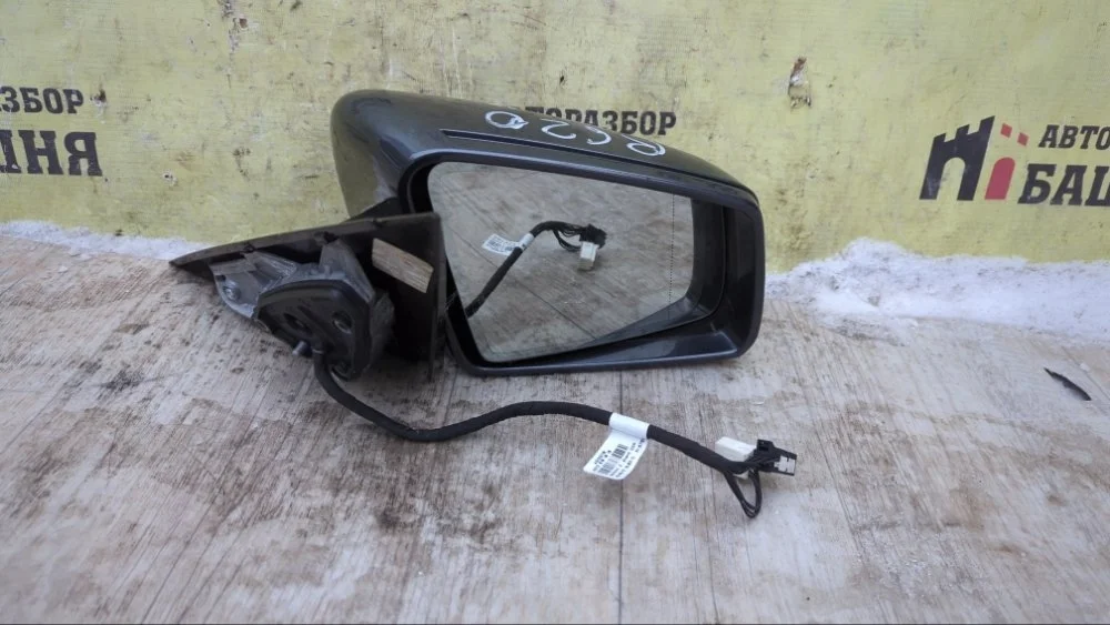 Зеркало Mercedes E-Class 2015 A2128101876 W212 651.924, правое