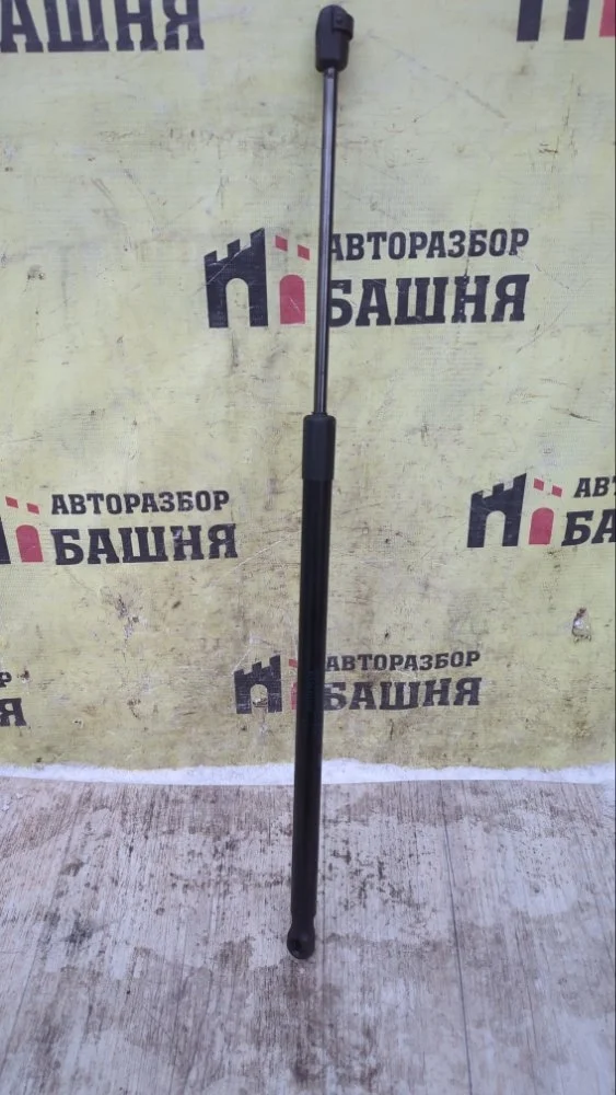 Амортизатор капота Mercedes E-Class 2015 A2048800029 W212 651.924