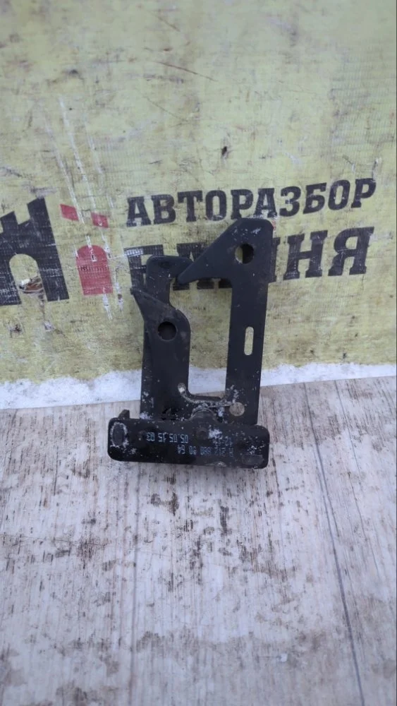 Замок капота Mercedes E-Class 2015 A2128800064 W212 651.924