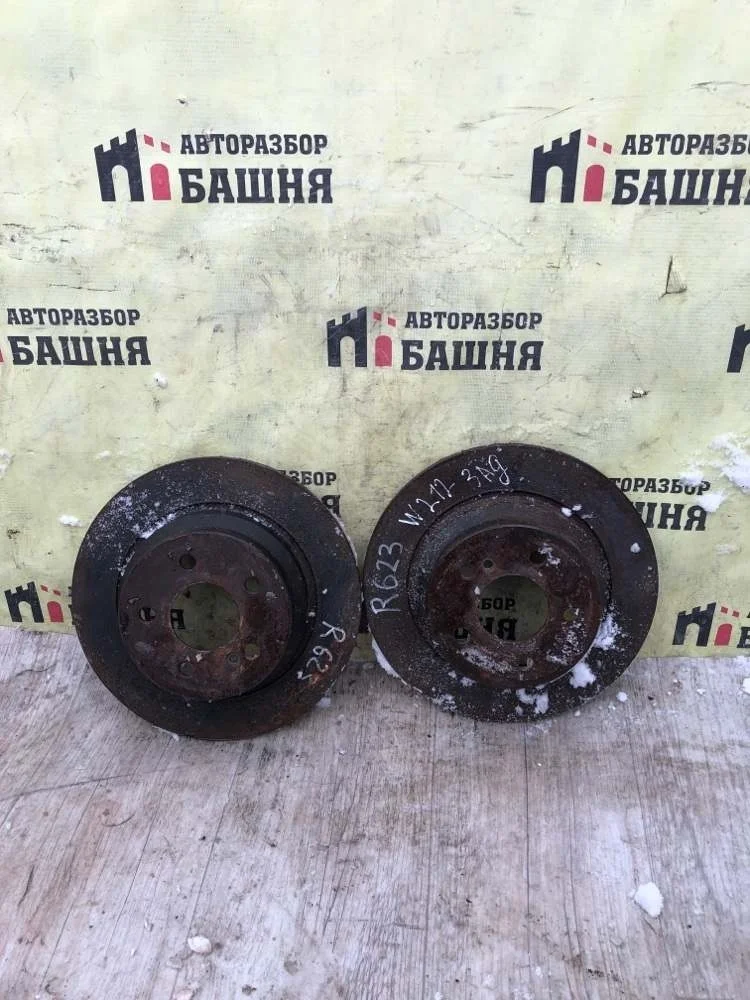 Диск тормозной Mercedes E-Class 2015 A2114230712 W212 651.924, задний