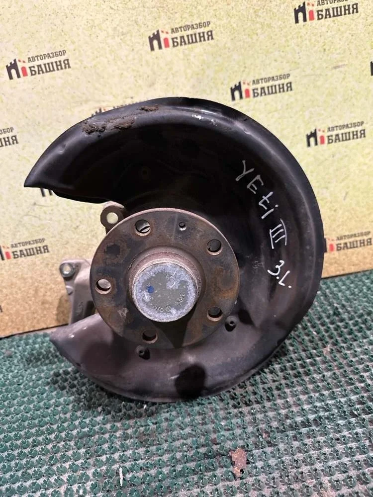 Кулак поворотный Skoda Yeti 2013 3C0505433K CBZB, задний левый