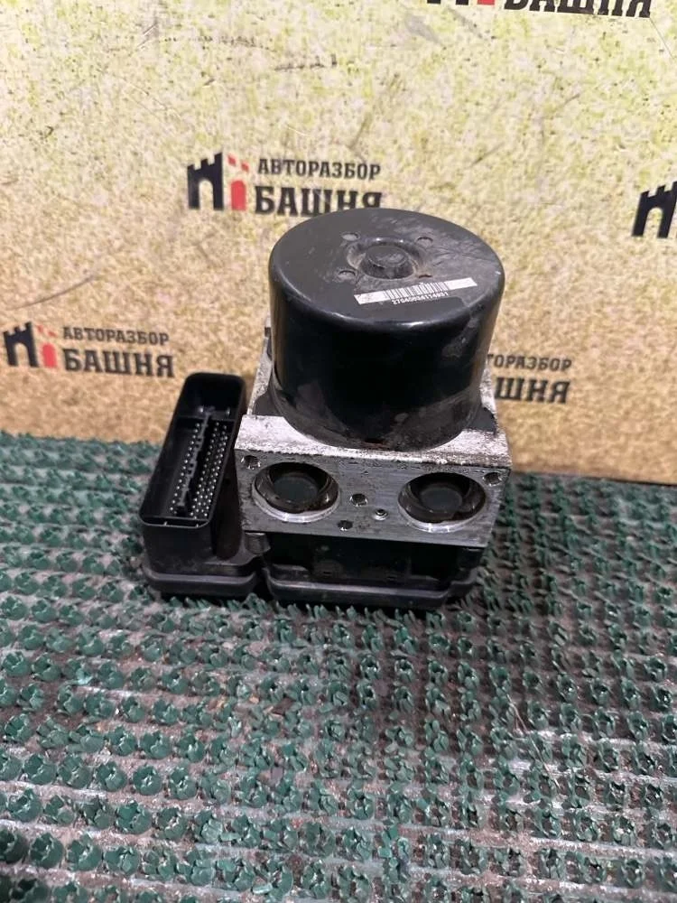 Блок управления ABS Skoda Yeti 2013 1K0614517DP CBZB