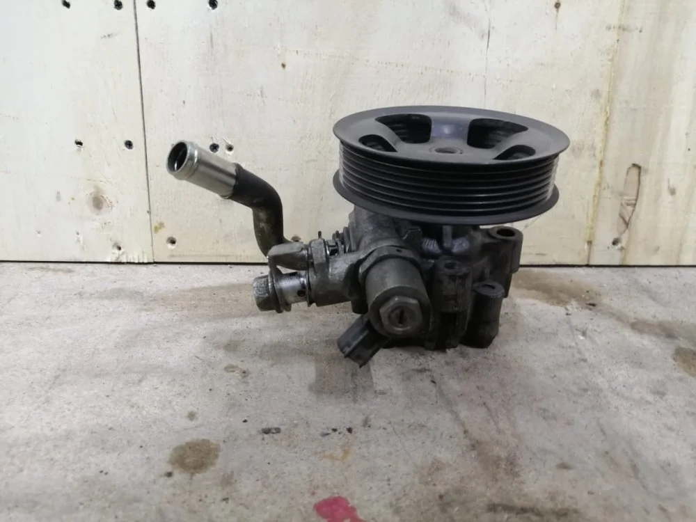 Насос гур Toyota Land Cruiser Prado 2016 4431060660 150 1GDFTV