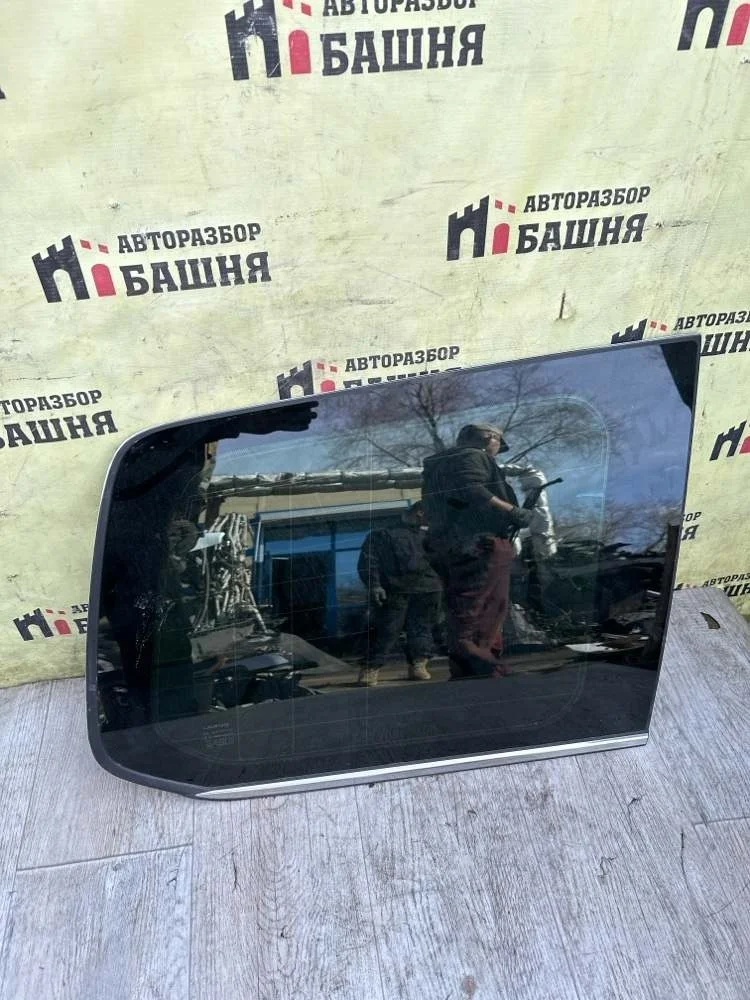 Стекло кузовное Lexus Lx570 2010 6271060B61 URJ201 3URFE, заднее правое