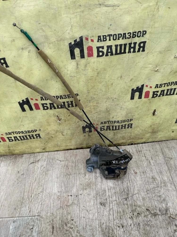 Замок двери Lexus LX570 2010 6903042221 URJ201 3URFE, передний правый