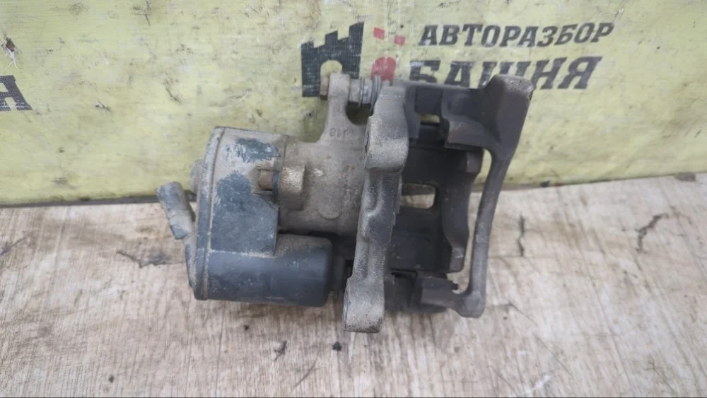 Суппорт Volkswagen Tiguan 2012 5N0615403 1 CTHA, задний левый