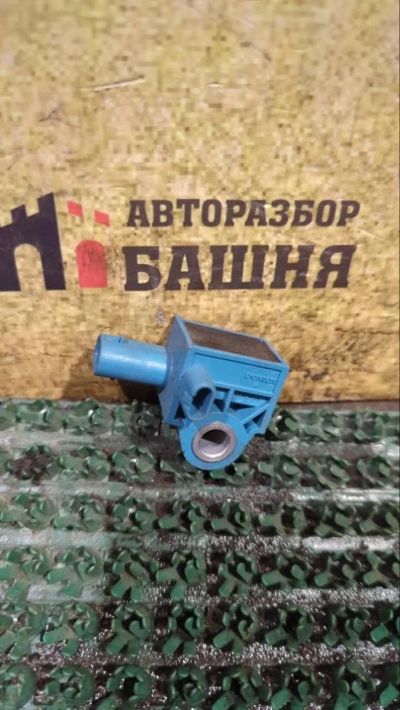 Датчик удара Audi Q3 5K0959351A