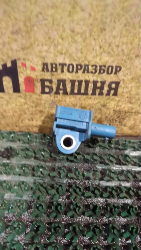 Датчик удара Audi Q3 5K0959351A