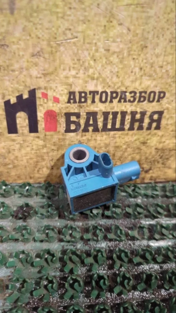 Датчик удара Audi Q3 5K0959351A