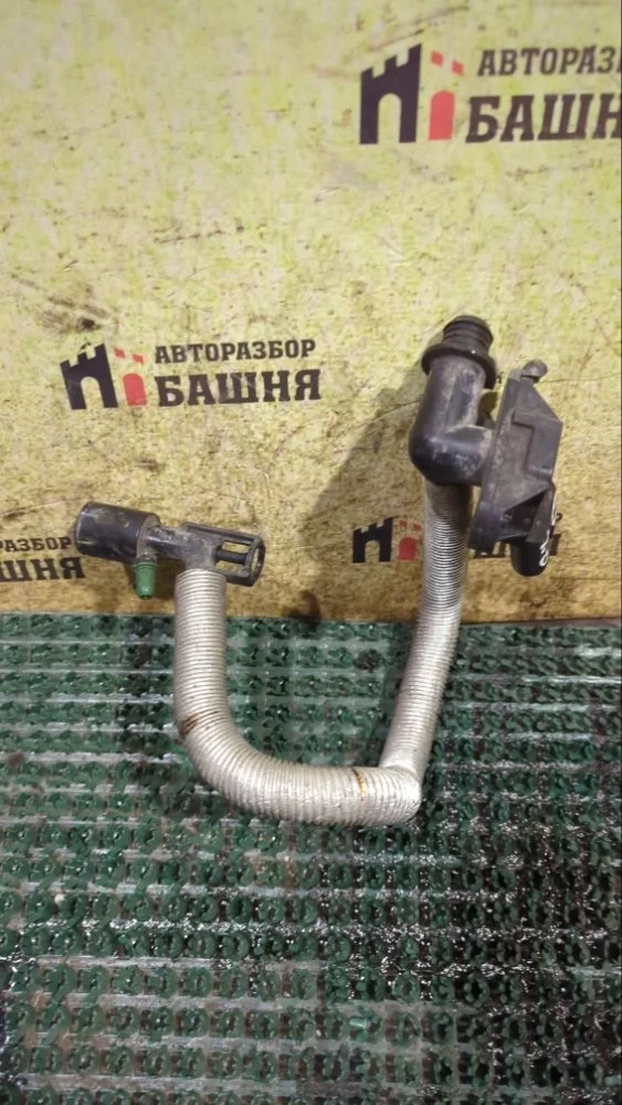 Датчик абсолютного давления Audi Q3 036906051G