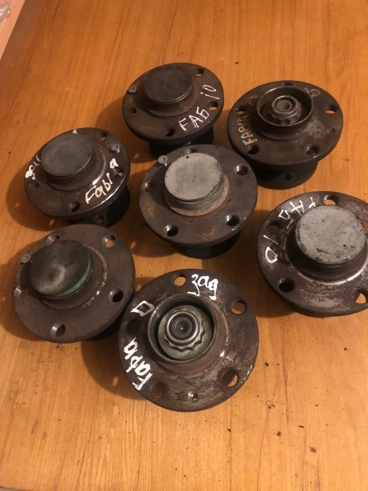 Ступица Skoda Fabia 2008 6Q0598611, задняя