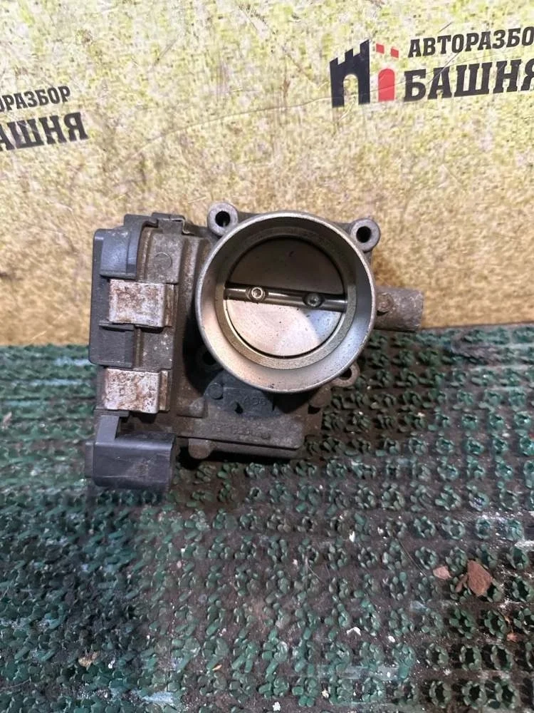 Дроссельная заслонка Skoda Yeti 2010 03F133062 CBZB