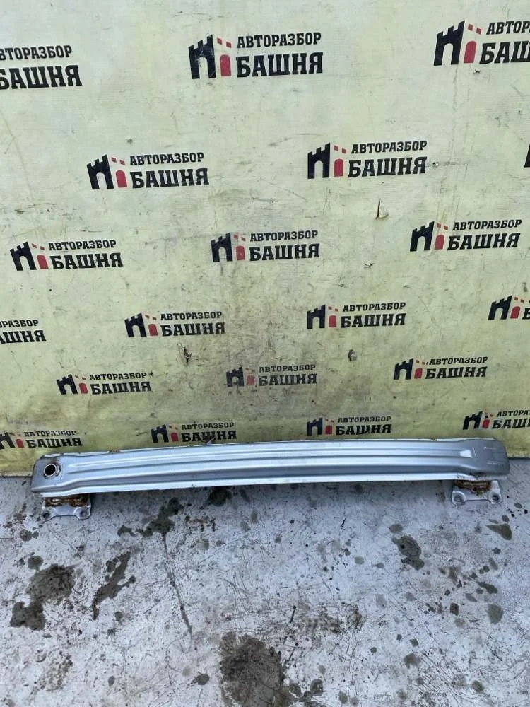 Усилитель бампера Skoda Yeti 2010 5L6807305C CBZB, задний