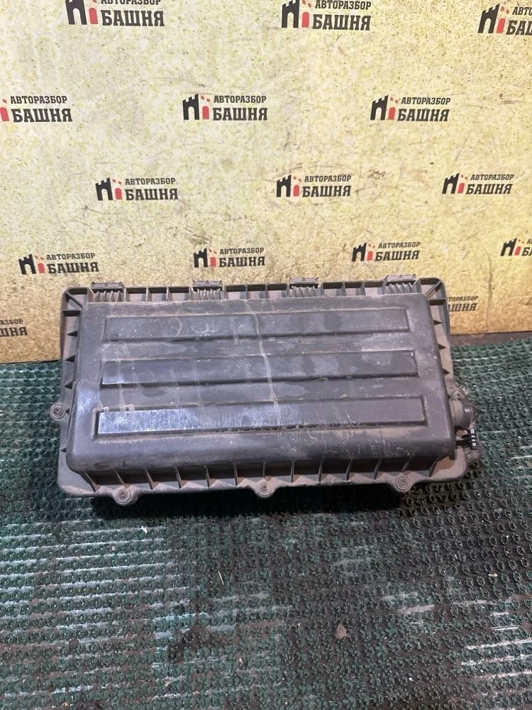 Корпус воздушного фильтра Volkswagen Polo 2011 036129611CM 5 CFNA