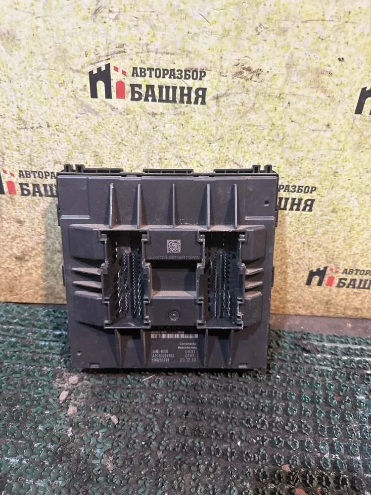 Блок комфорта Volkswagen Polo 2011 6RU937085A 5 CFNA