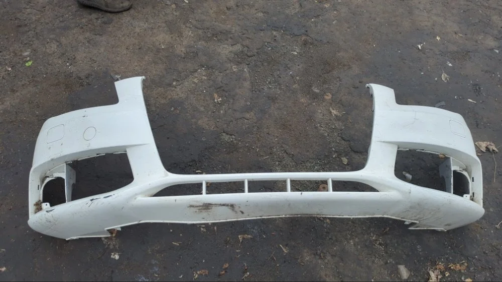 Бампер Audi A4 2009 8K0807437A B8, передний