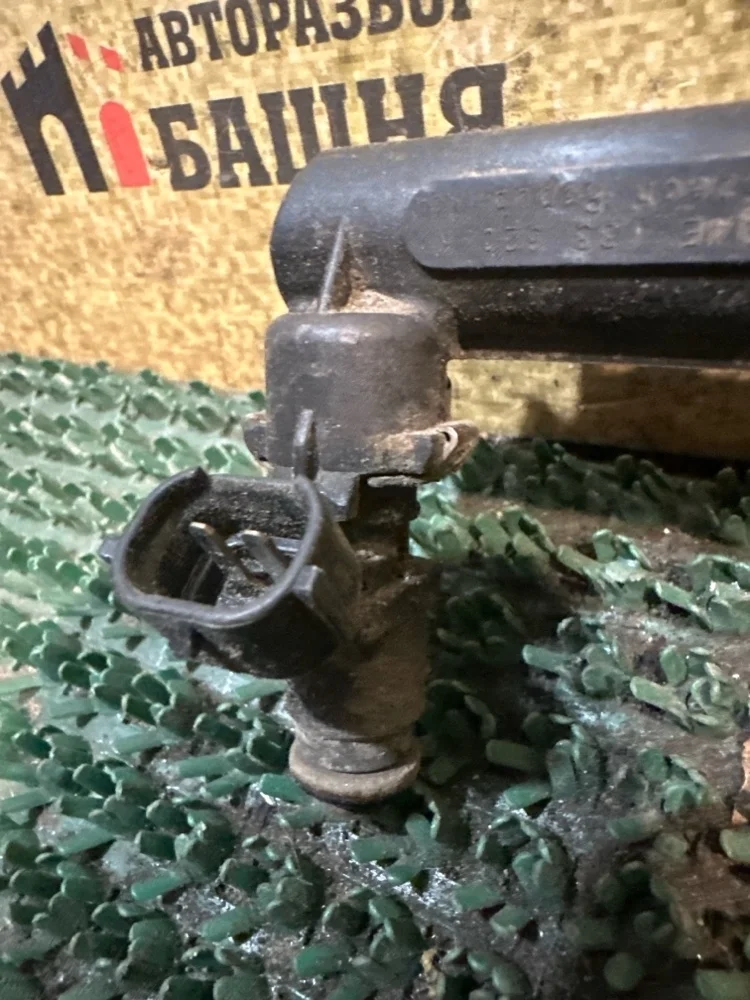 Форсунка топливная Skoda Octavia 2018 04E906031H A7 CWVA