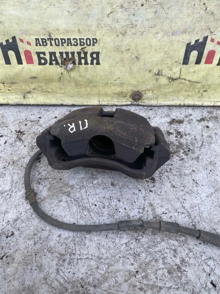 Суппорт Skoda Octavia 2018 8V0615124 A7 CWVA, передний правый