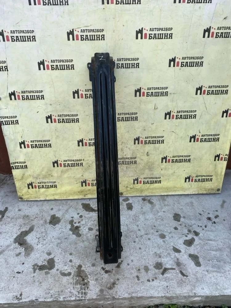 Усилитель бампера Skoda Octavia 2018 5E5807305C A7 CWVA, задний