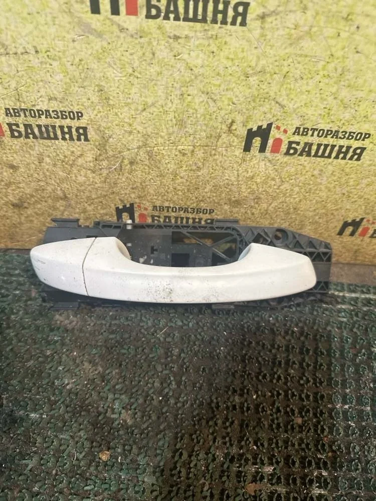 Ручка двери Skoda Octavia 2018 5G0837206N A7 CWVA, передняя правая