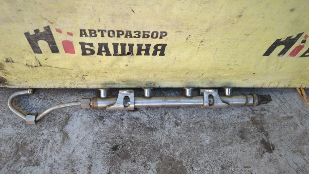 Рампа топливная Skoda Kodiaq 2018 04E133320D CZDA