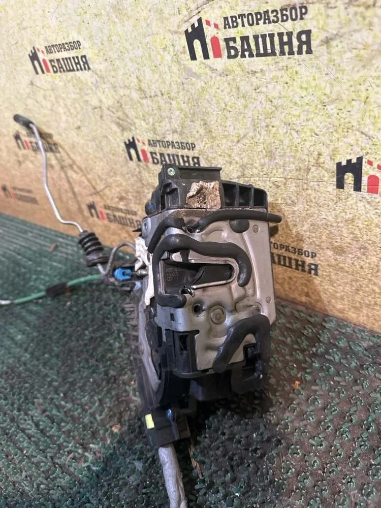 Замок двери Mercedes C-Class 2014 A0997309200 W205 274.910, задний правый